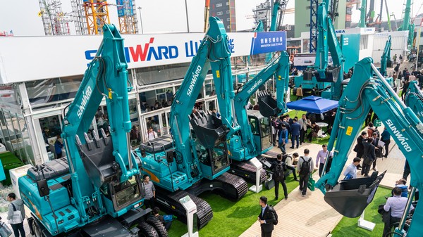 首日签单2.6亿元,山河智能创新产品引爆上海宝马展