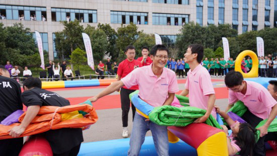 风华十九载,携手再腾飞!——庆祝山河智能成立十九周年表彰会暨趣味运动会