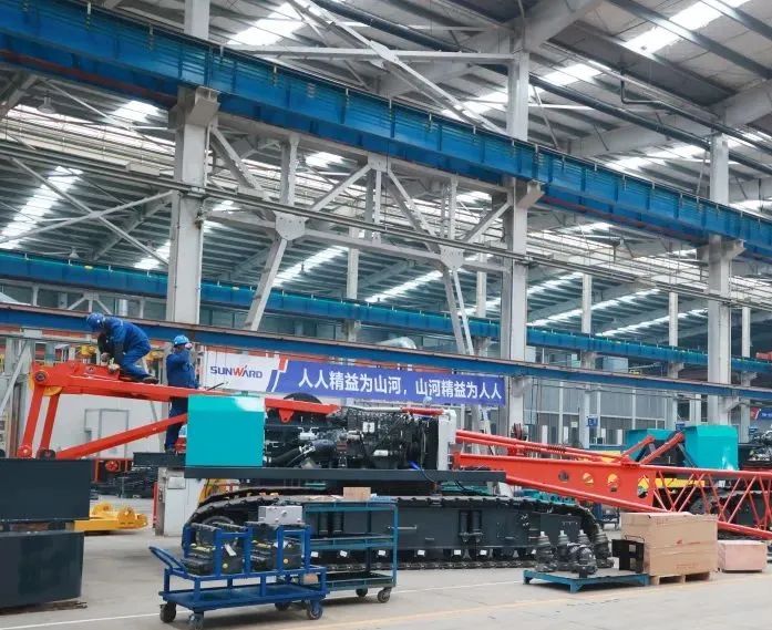 向着冲刺目标全力以赴!山河智能正式开工