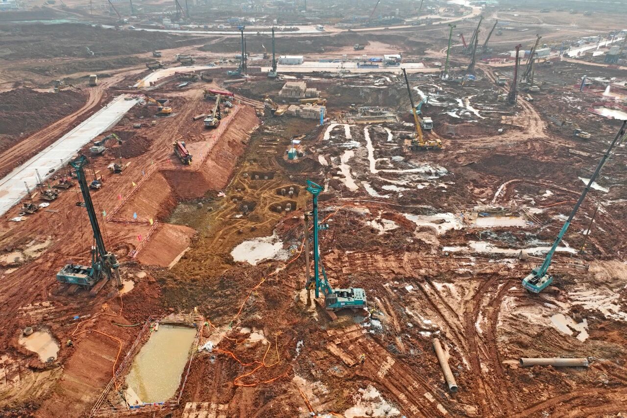 刷新“进度条”、构筑新地标!山河智能旋挖集群助力长沙奥体中心建设
